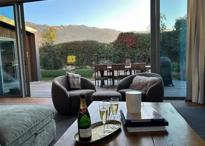 Wanakas Alpine Outlook 3 Bedroom Wanaka