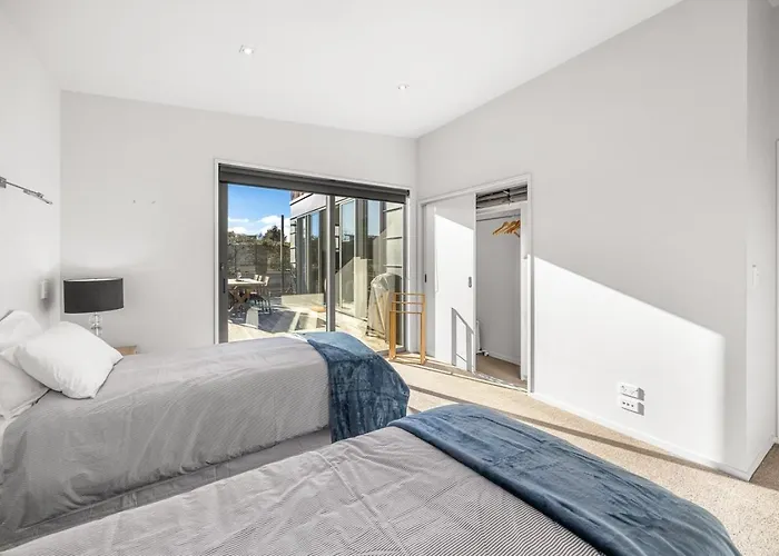 Wanakas Alpine Outlook 3 Bedroom *